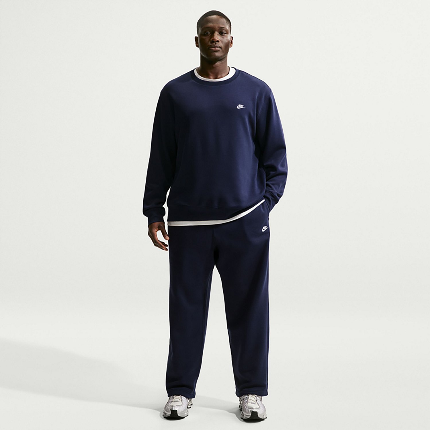 Nike Men's Club Fleece Bungee Pants - view number 3