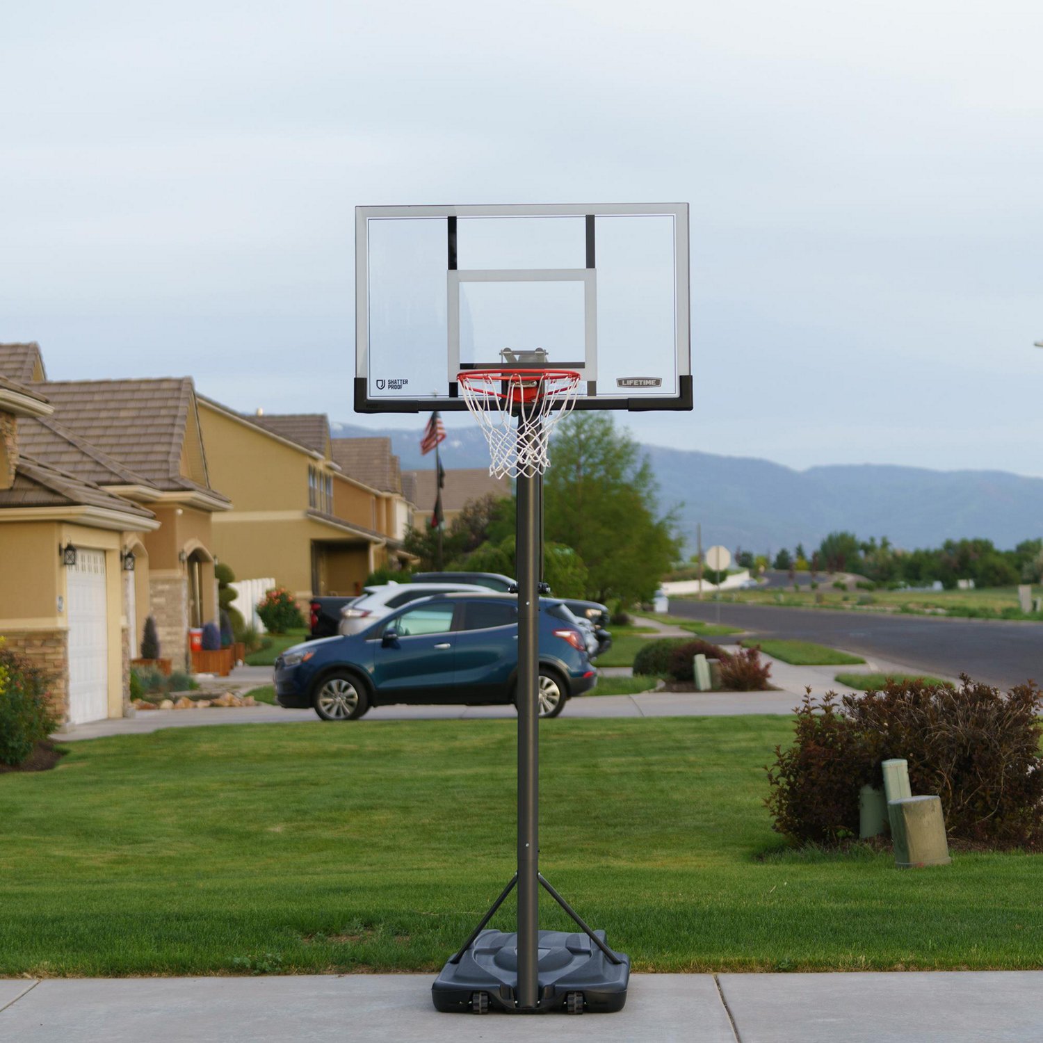 Lifetime 54 in Power Lift Portable Basketball Hoop - view number 7