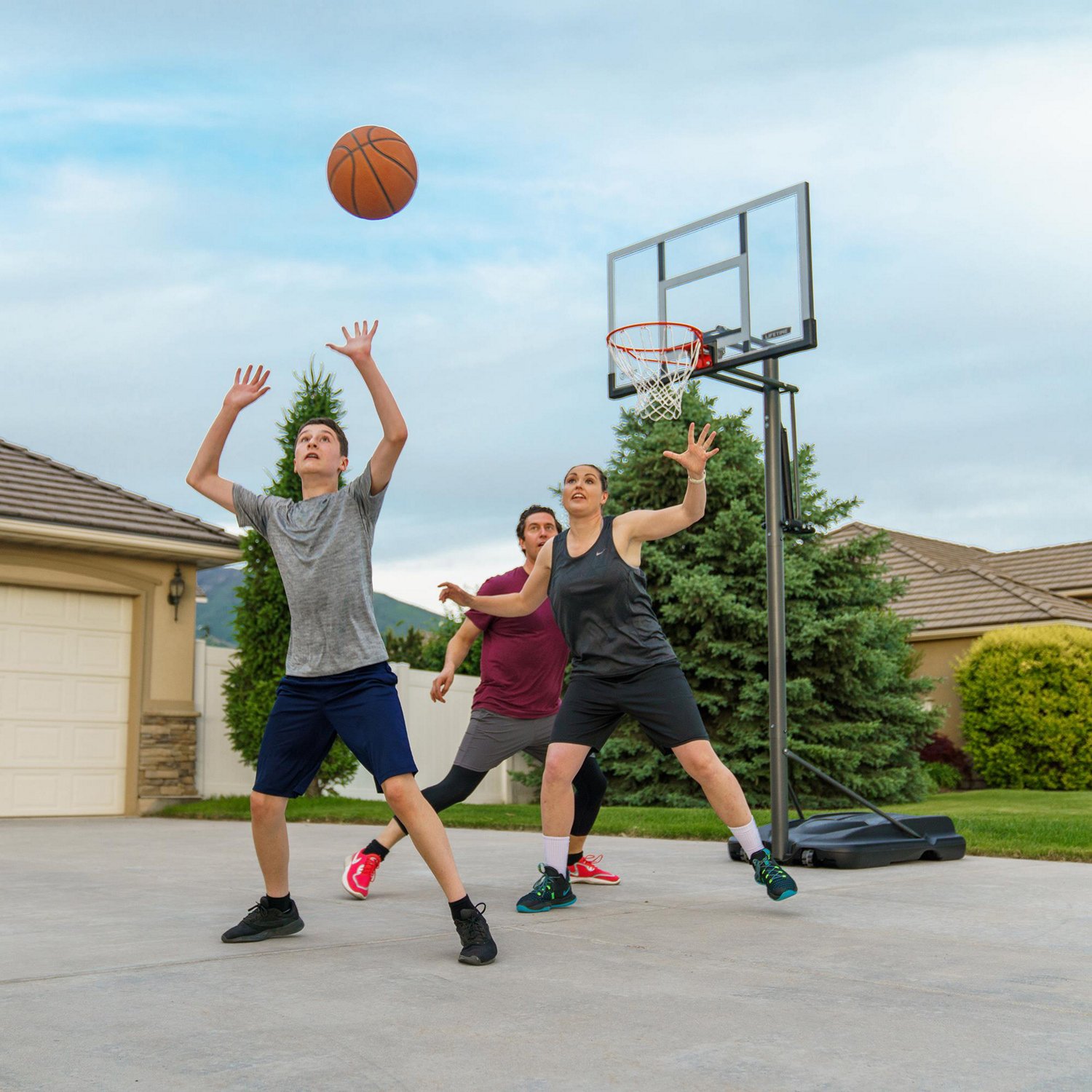 Lifetime 54 in Power Lift Portable Basketball Hoop - view number 8
