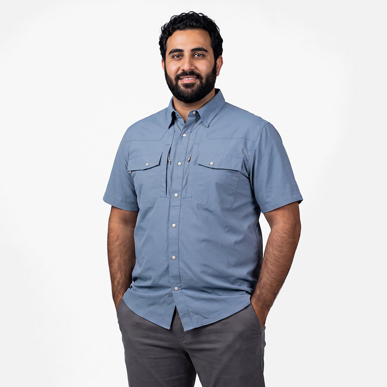 Magellan Men's Pecos River Solid Short Sleeve Shirt