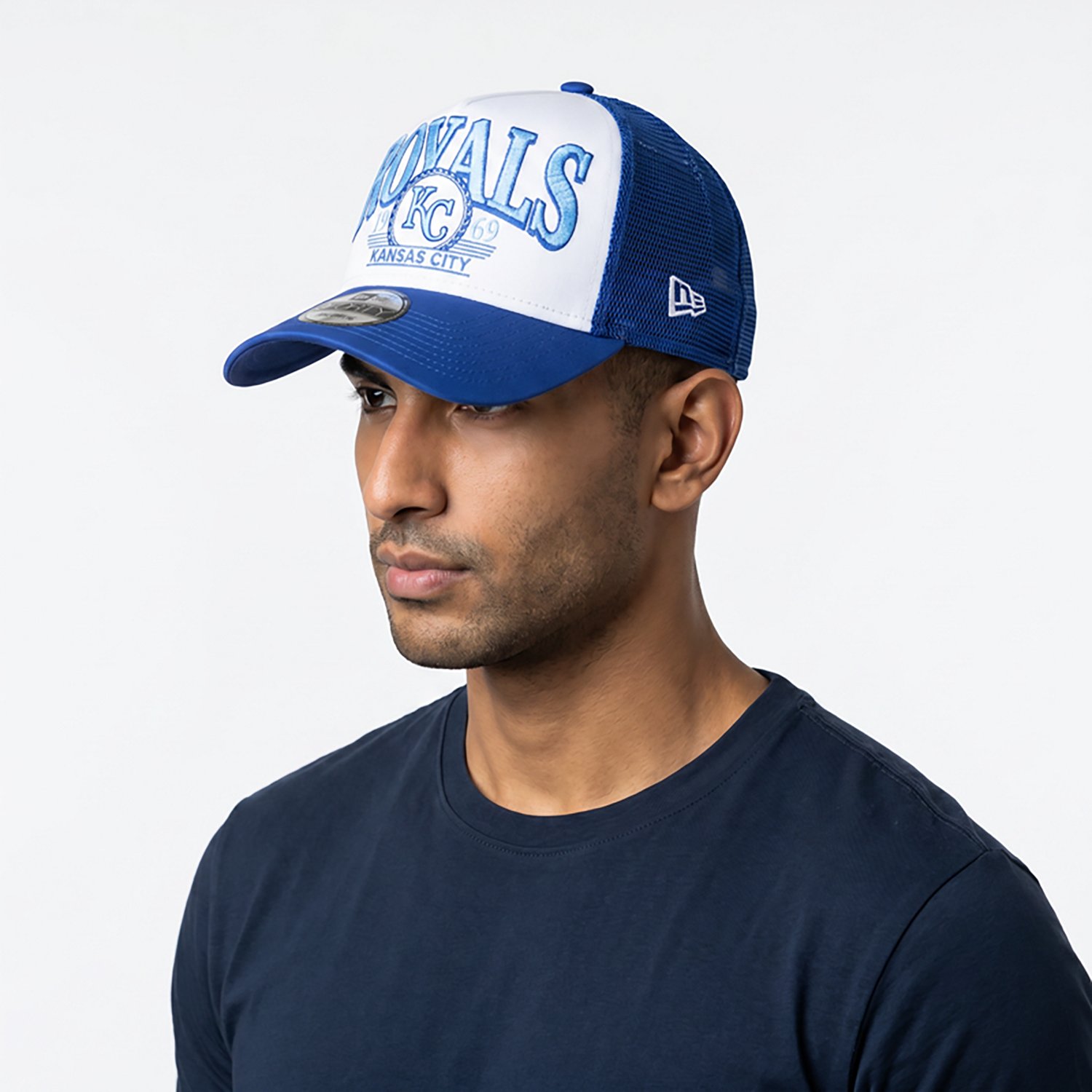 New Era Adults' Kansas City Royals Distressed 9FORTY A-Frame Trucker Cap