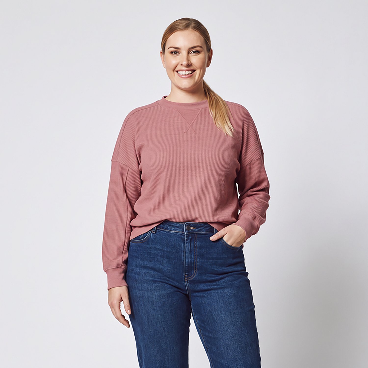 Magellan Outdoors Women's Campfire Crew Neck Ribbed Pullover - view number 2