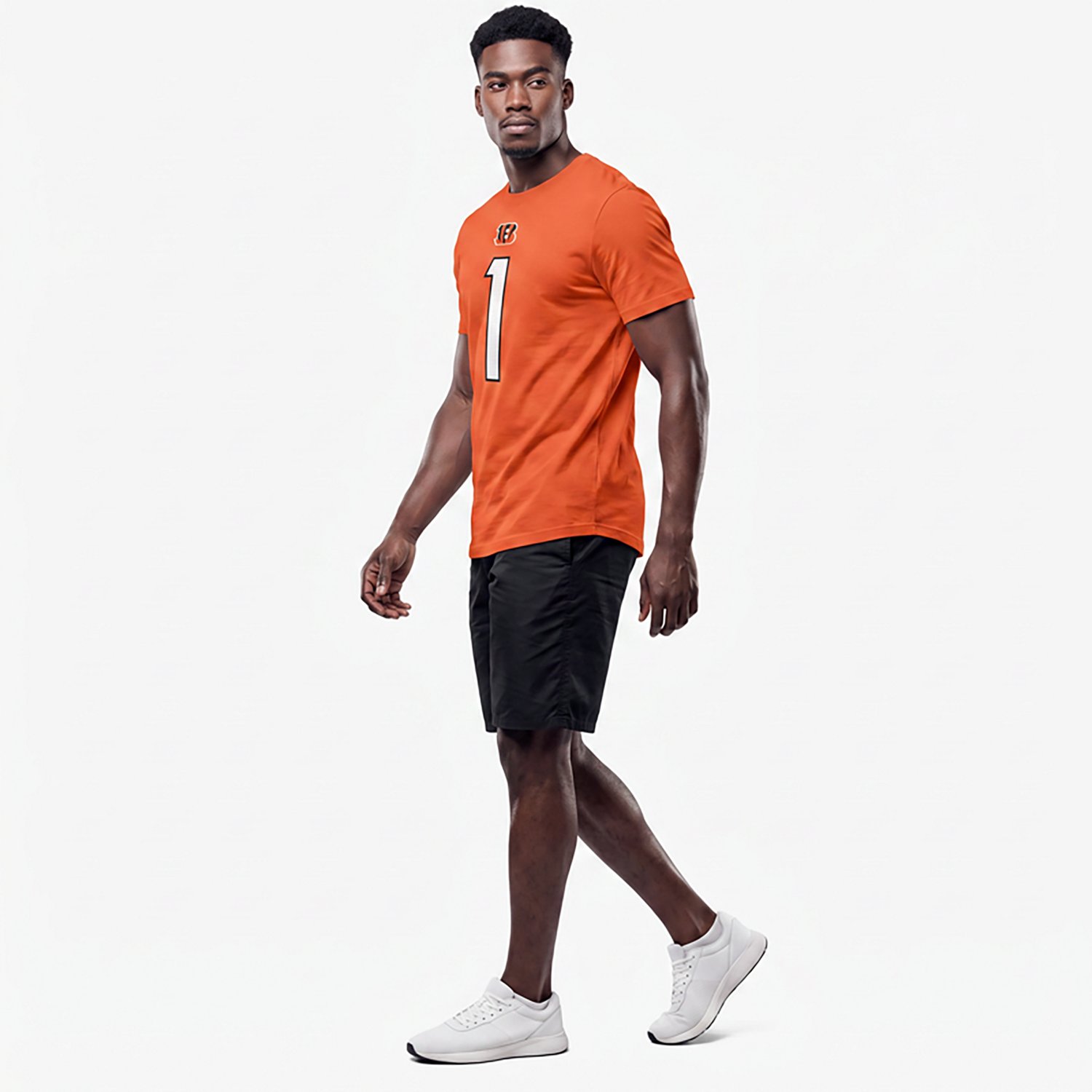 Nike Men's Bengals Ja'Marr Chase Player Name & Number T-shirt - view number 2