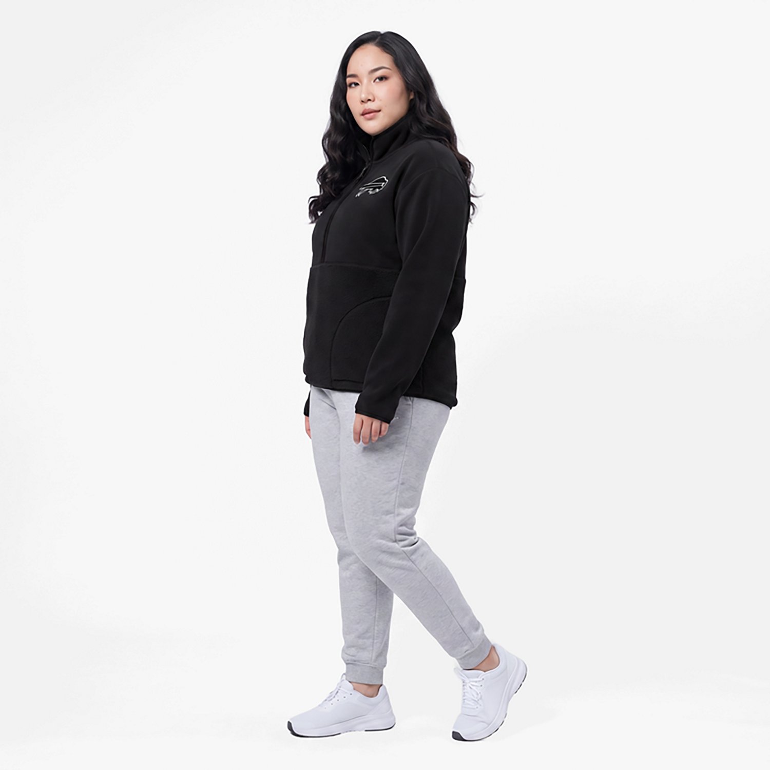 Antigua Women's Buffalo Bills Figure 1/2-Zip Pullover Top