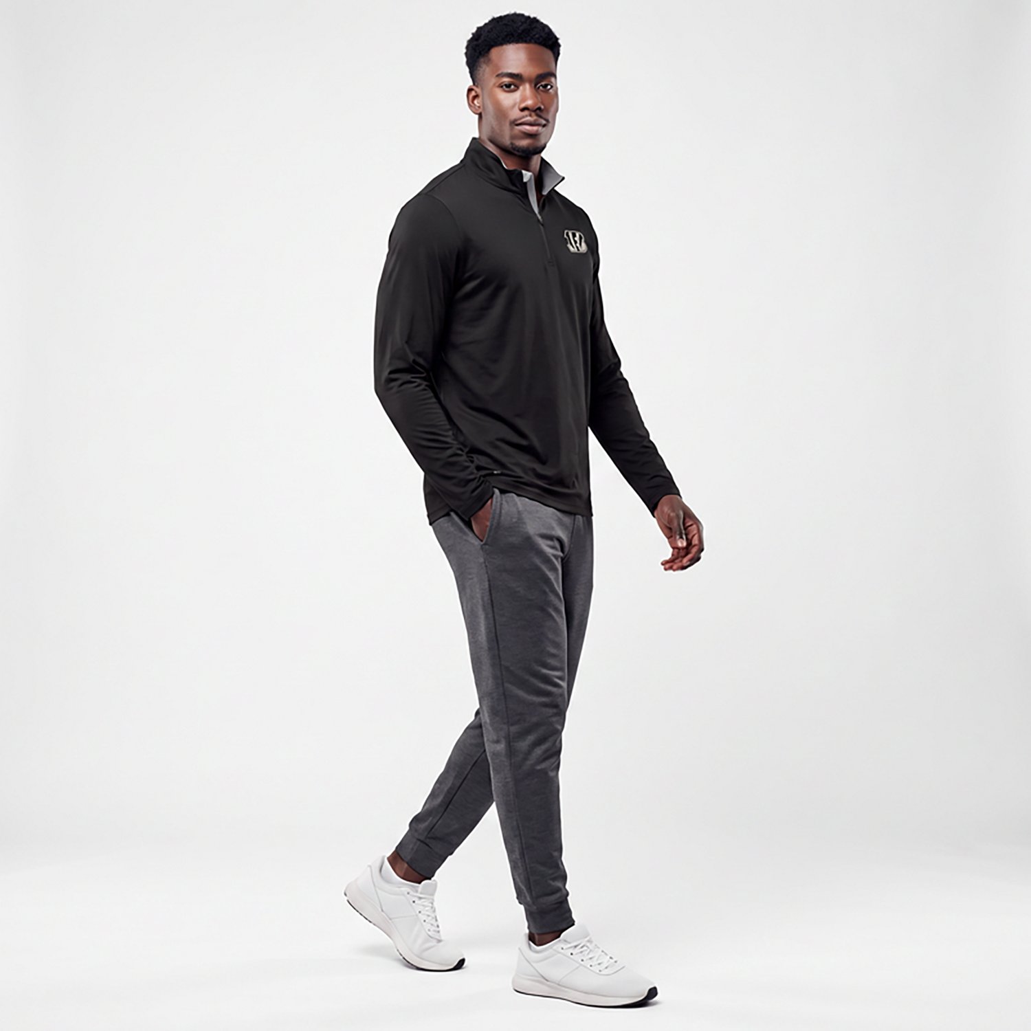 Antigua Men's Cincinnati Bengals Content 1/4-Zip Pullover Top
