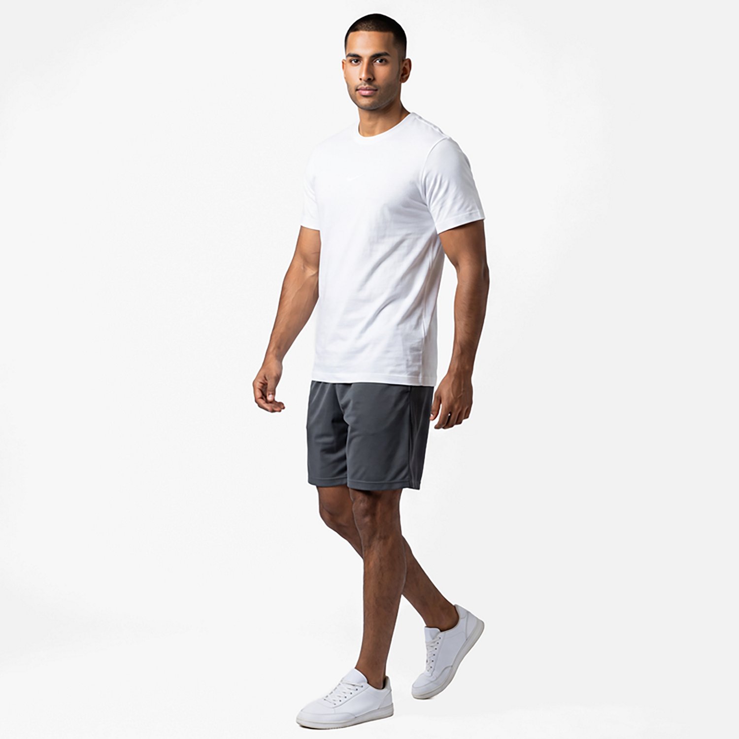 Nike Men's Swoosh Chase T-shirt