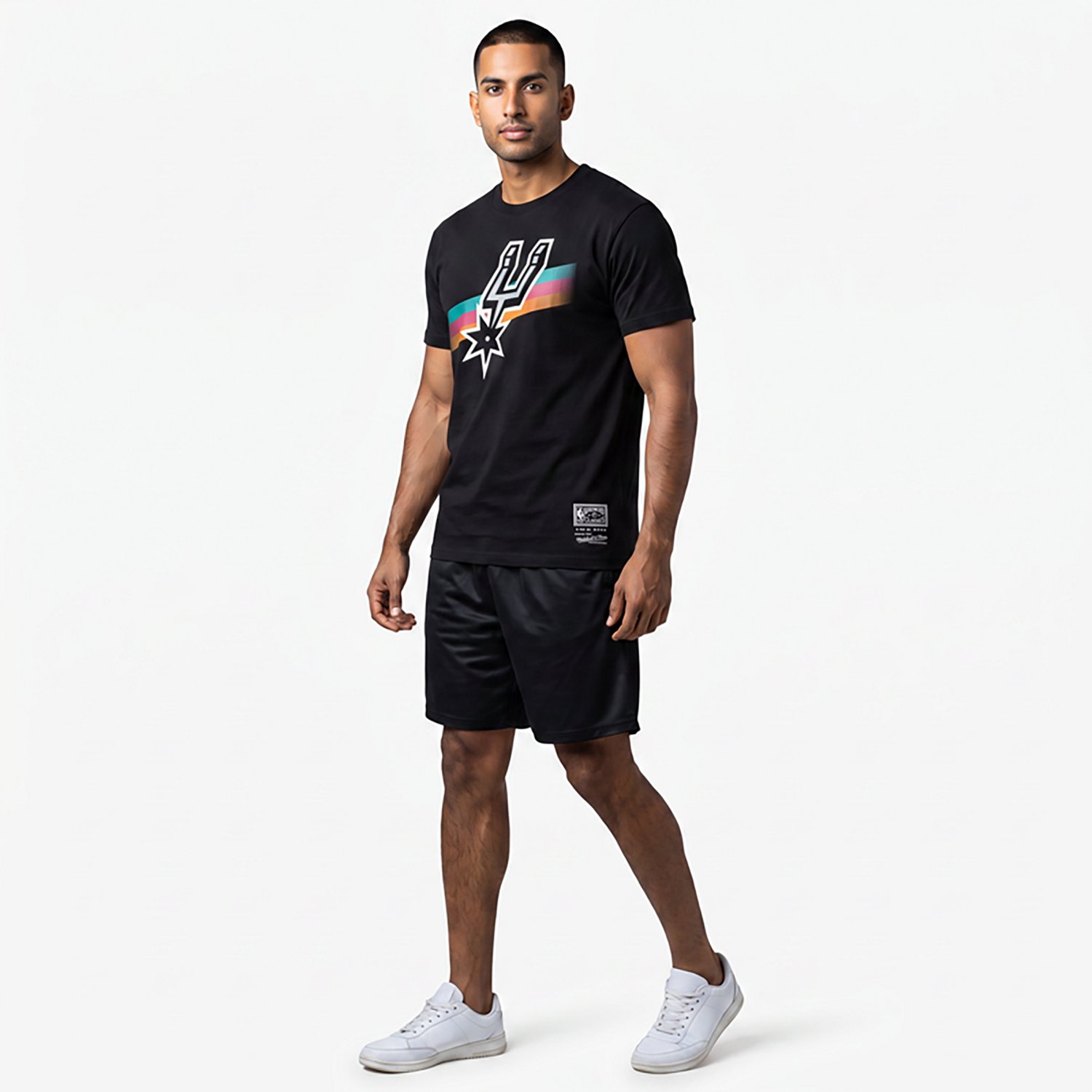 Mitchell & Ness Men’s San Antonio Spurs Logo Stripe T-shirt - view number 2