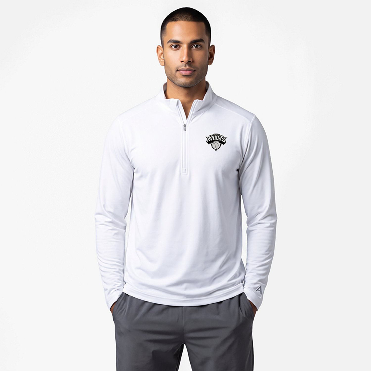 Antigua New York Knicks Metallic Logo Tribute Quarter-Zip Top