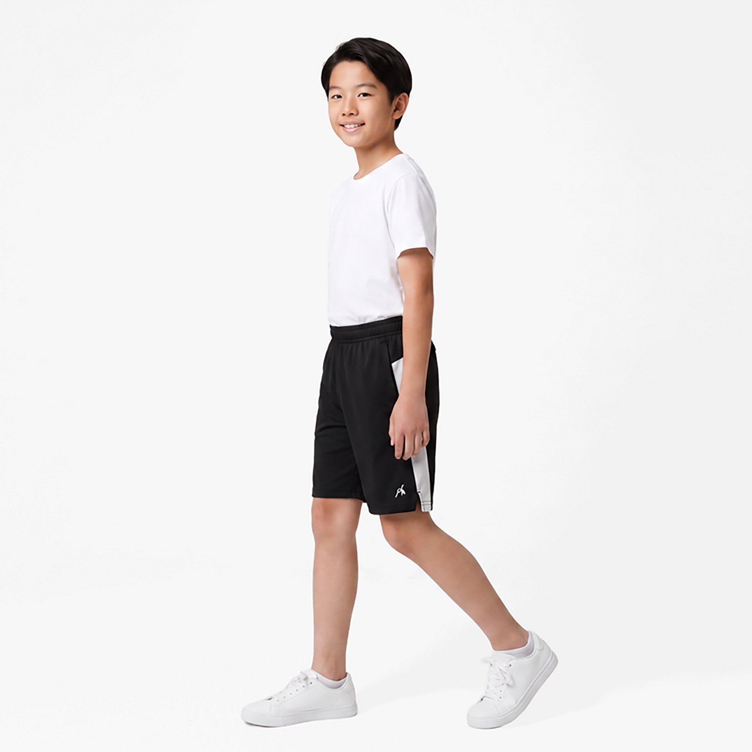 Under Armour Boys' UA Tech Vent Shorts 8 in - view number 3
