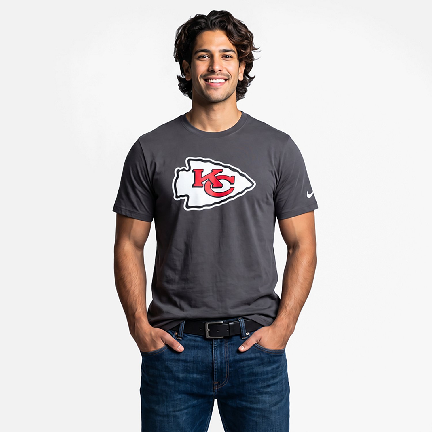Nike Men's Kansas City Chiefs Essential Logo Graphic T-shirt