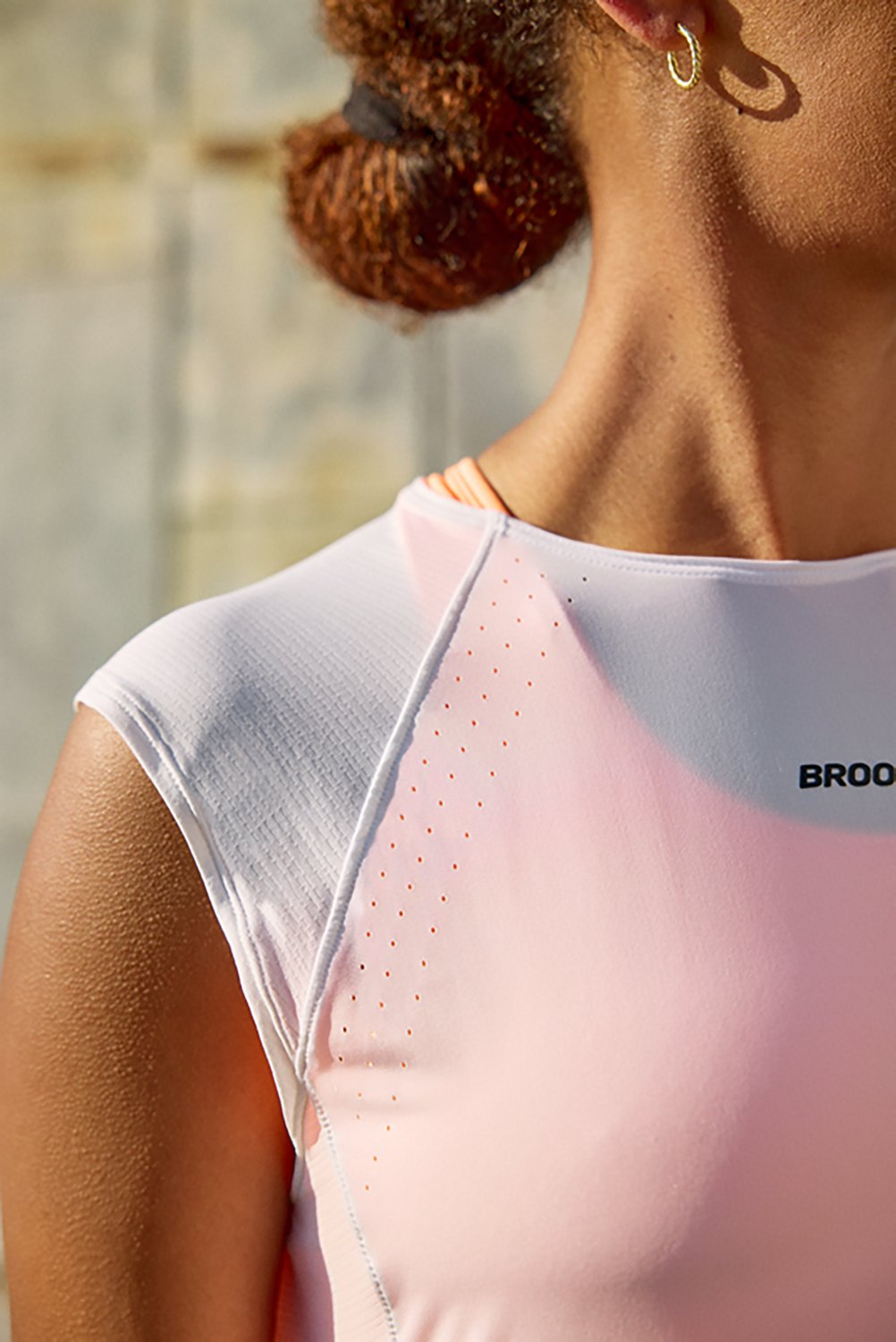Brooks Women's Dash Cooling Short Sleeve T-shirt - view number 7