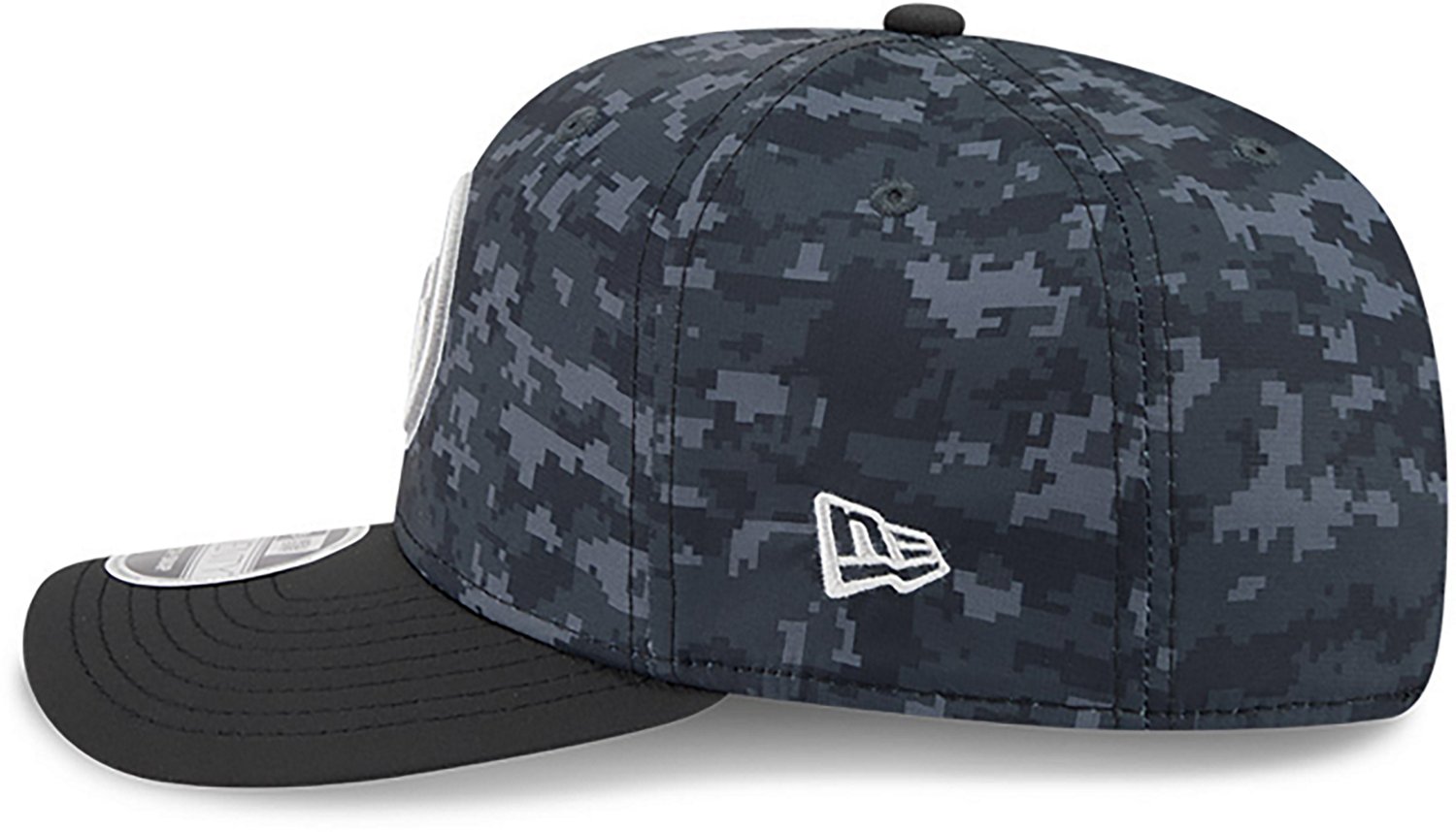 New Era Tennessee Titans 26 Salute to Service 9SEVENTY Cap - view number 3