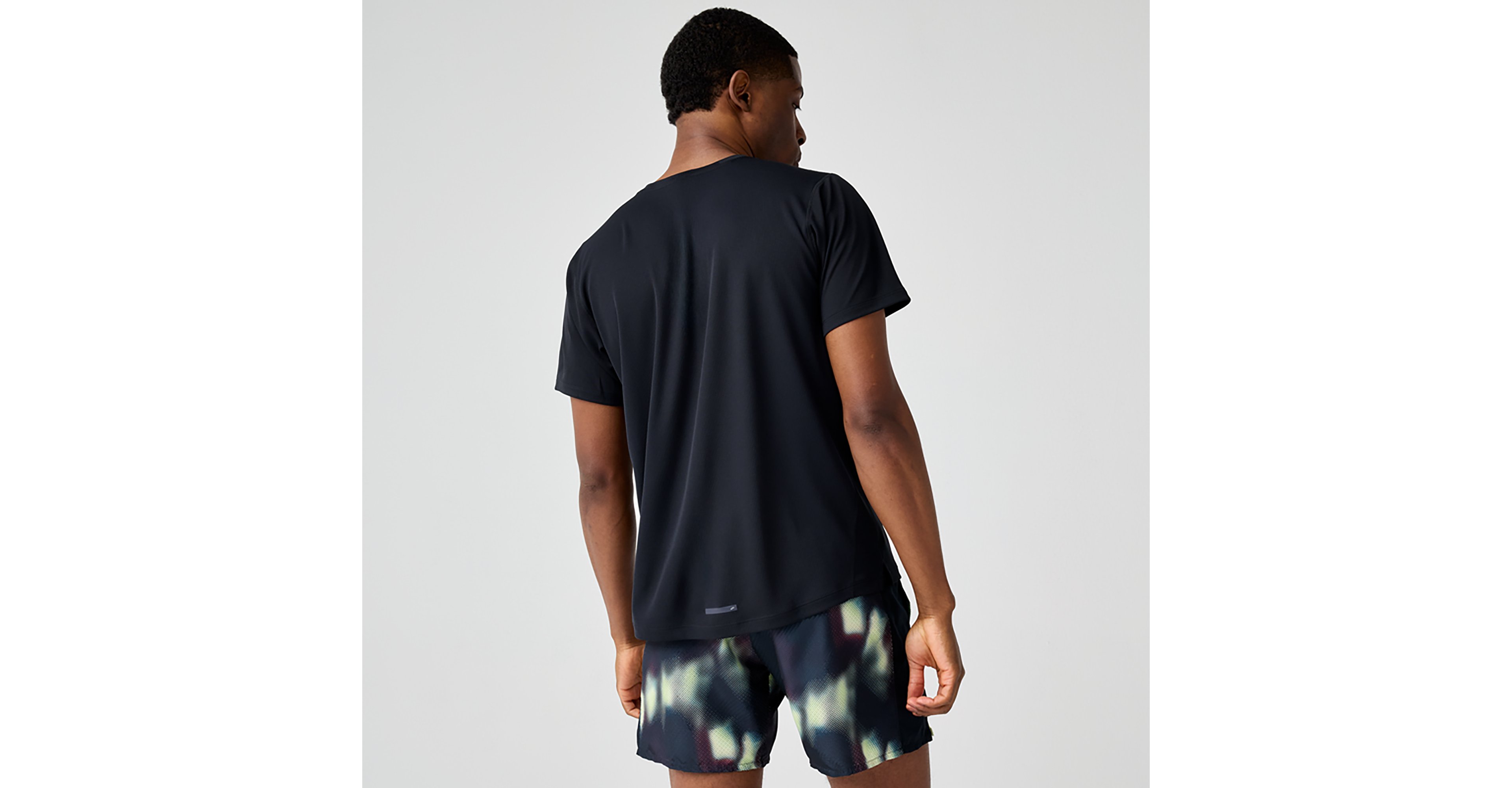 Brooks Men's Dash Short Sleeve Shirt