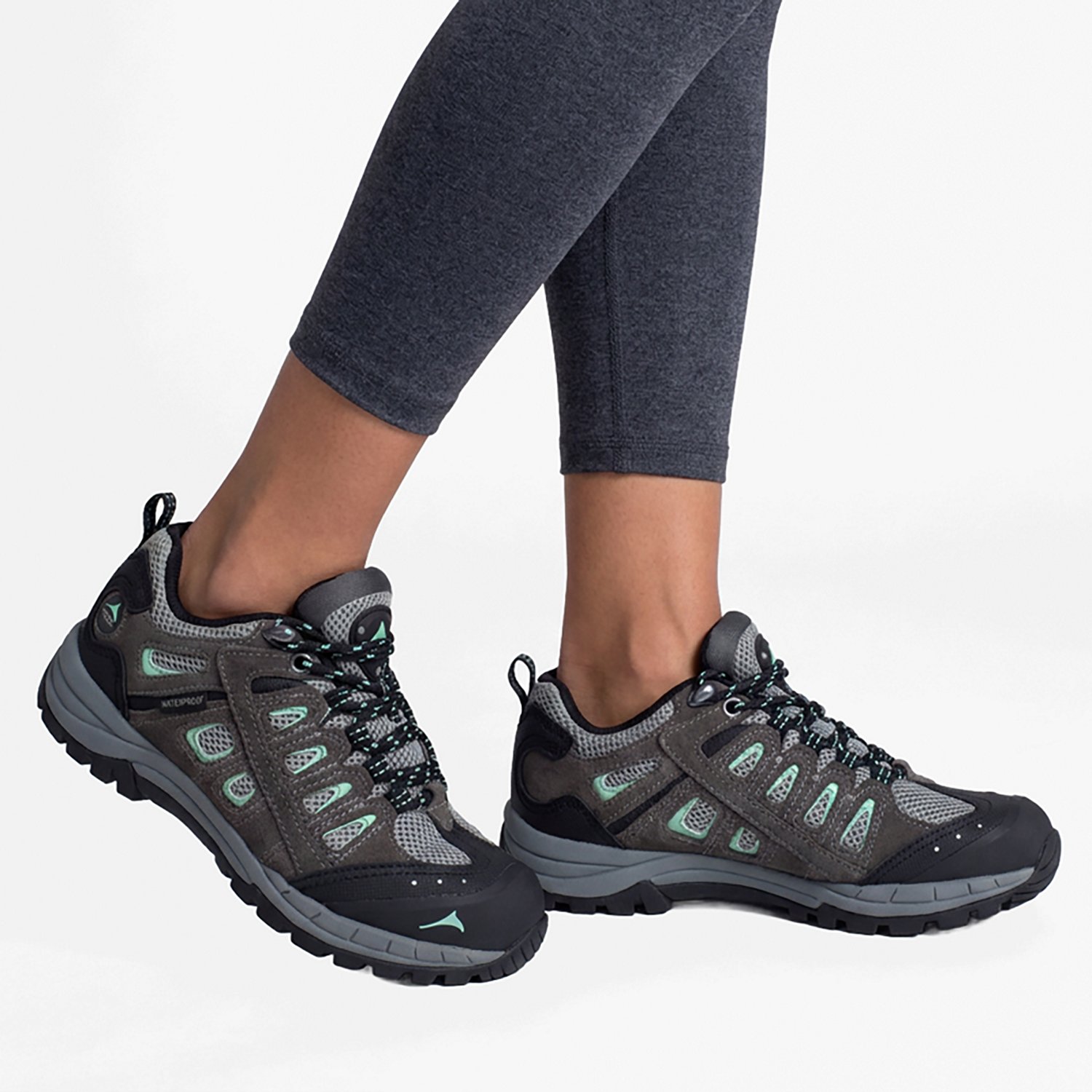 Pacific Mountain Women's Sanford Waterproof Low Hiking Shoes - view number 5