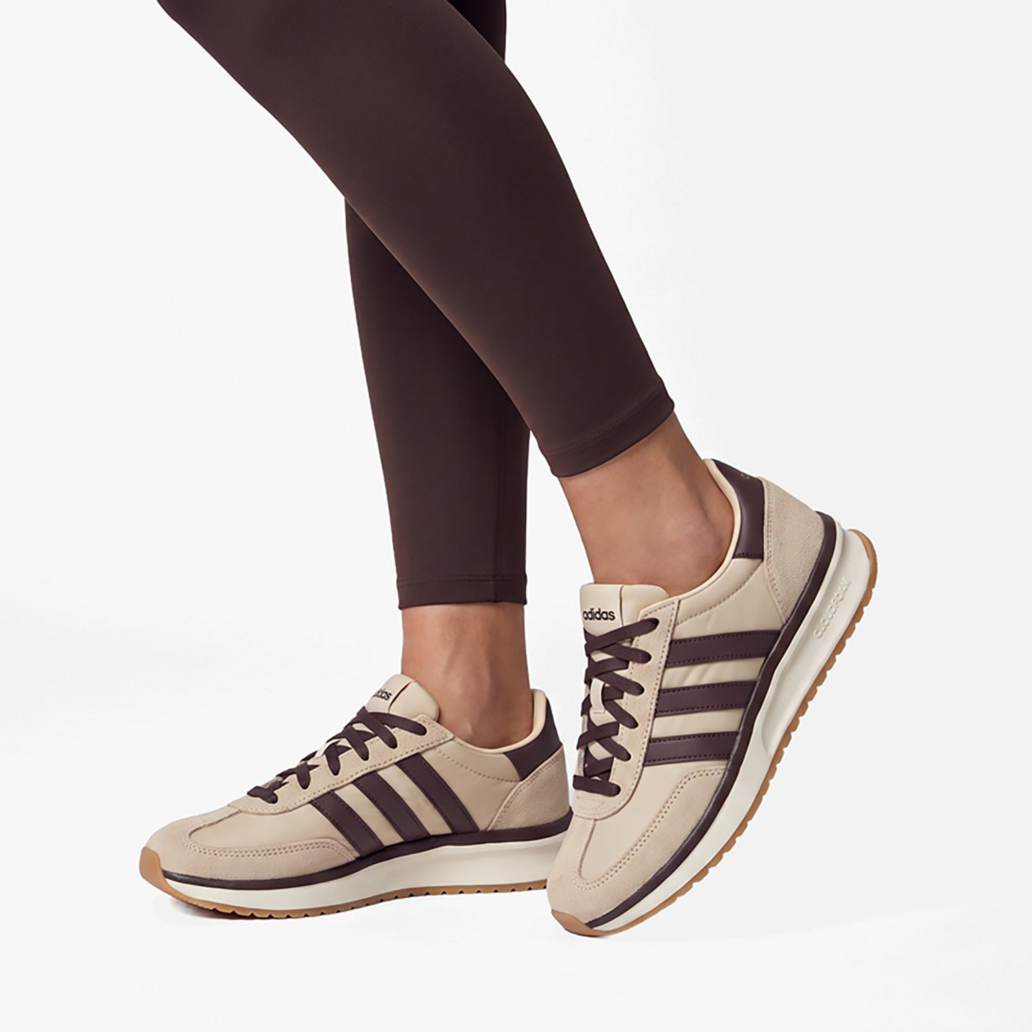 adidas Womens' Run 70s 2.0 Shoes - view number 7