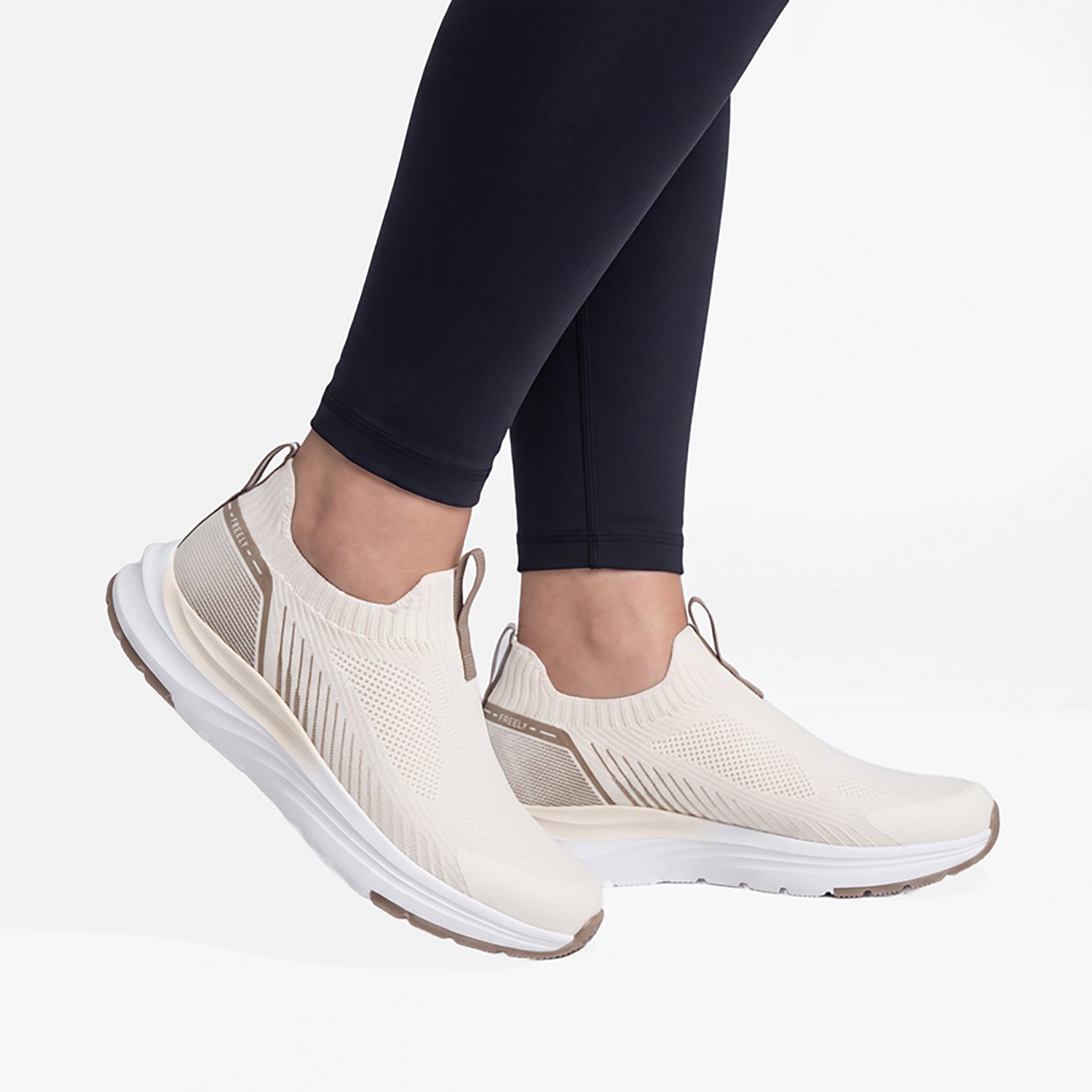 Freely Women's Devi 2.0 Commuter Slip-On Shoes - view number 5