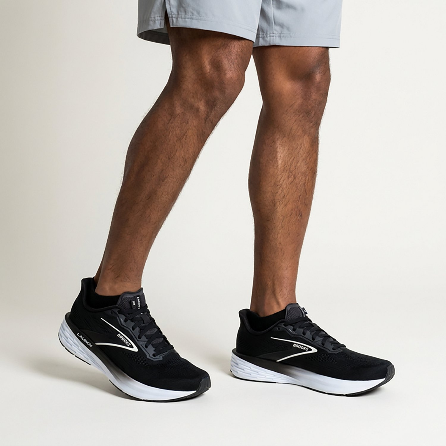 Brooks Men's Launch 12 Running Shoes - view number 8