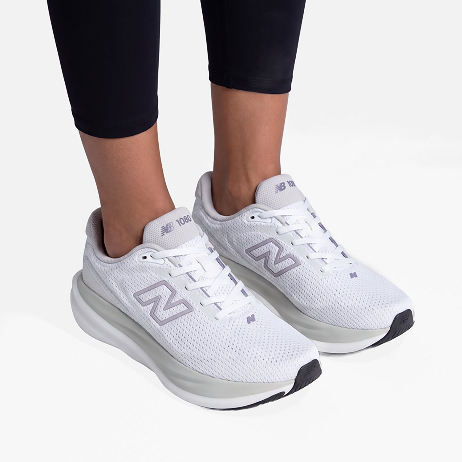 New Balance Women's 1080v15 Shoes - view number 8