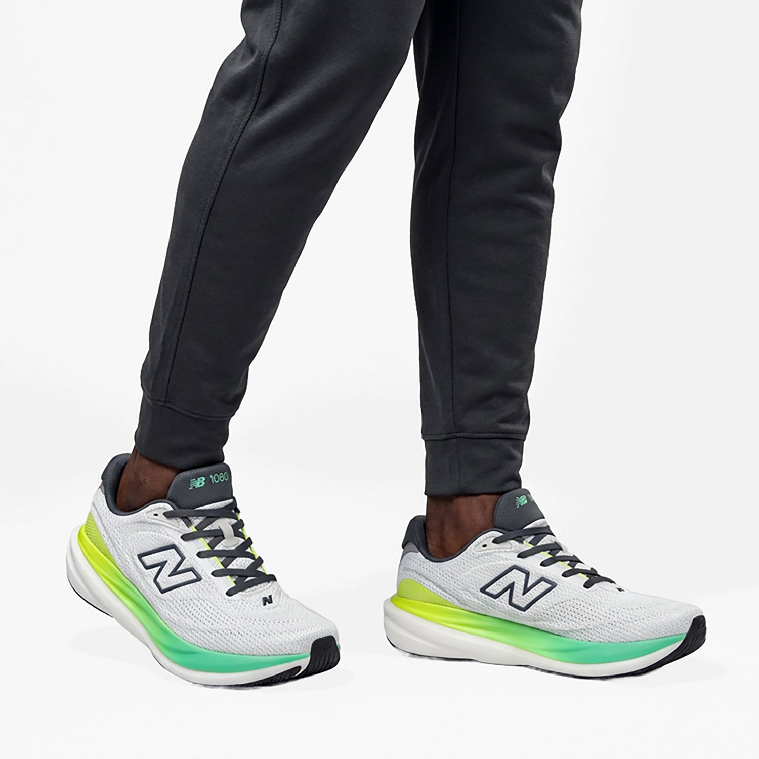 New Balance Men's 1080v15 Shoes - view number 7
