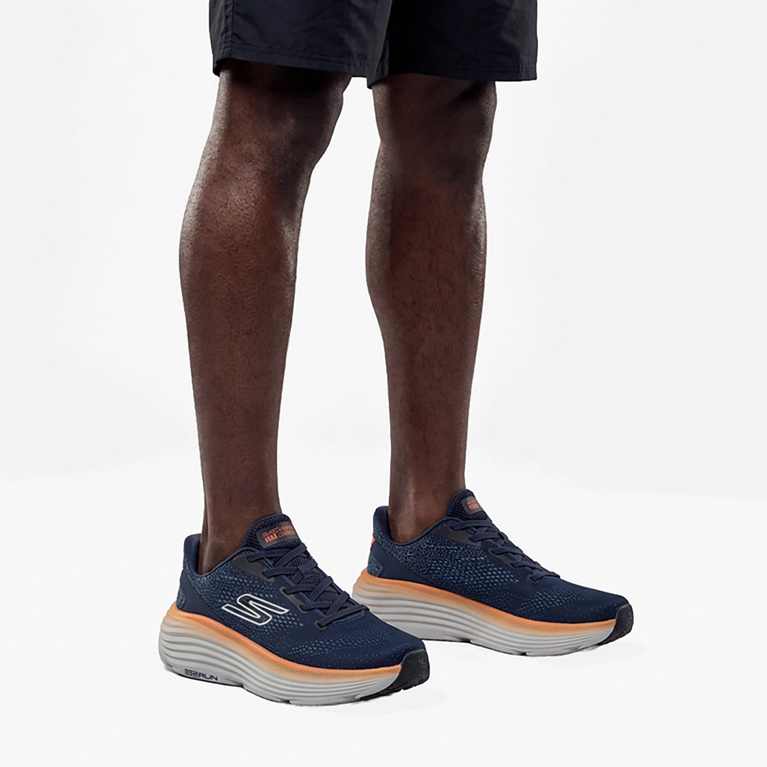 SKECHERS Men's Max Cushioning Endeavor Shoes - view number 6