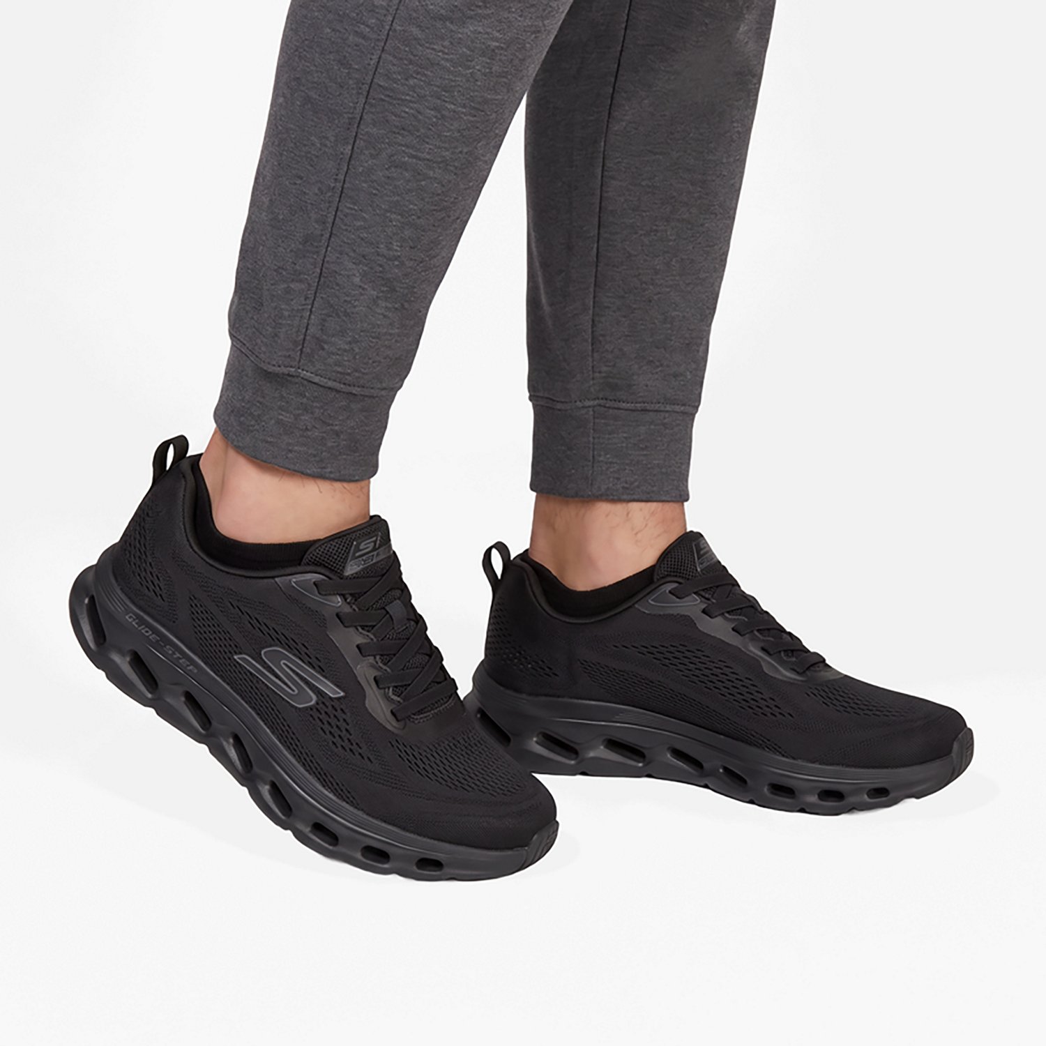 SKECHERS Men’s GO WALK Glide-Step 2.0 Shoes - view number 3