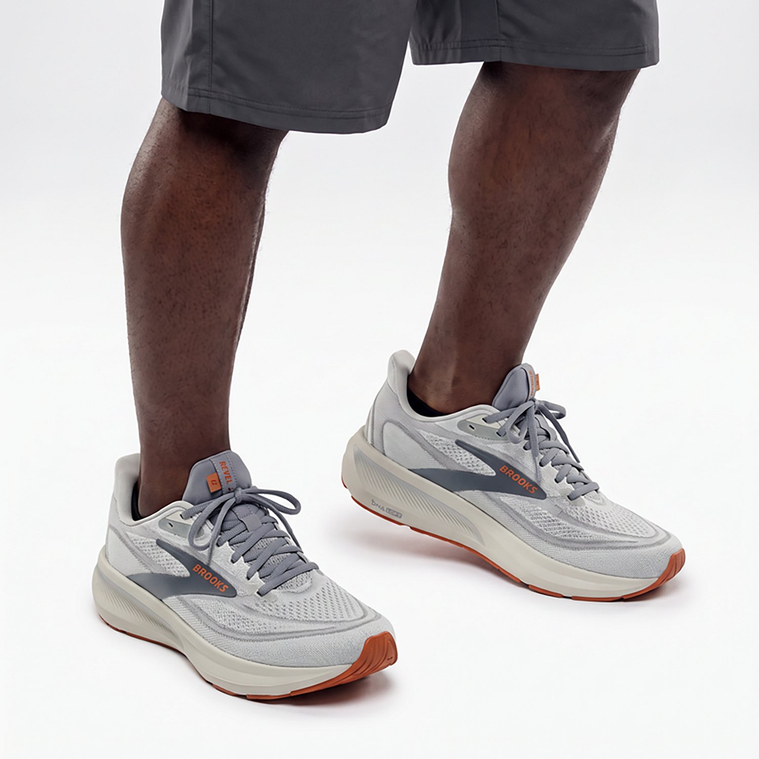 Brooks Men's Revel 9 Running Shoes - view number 7