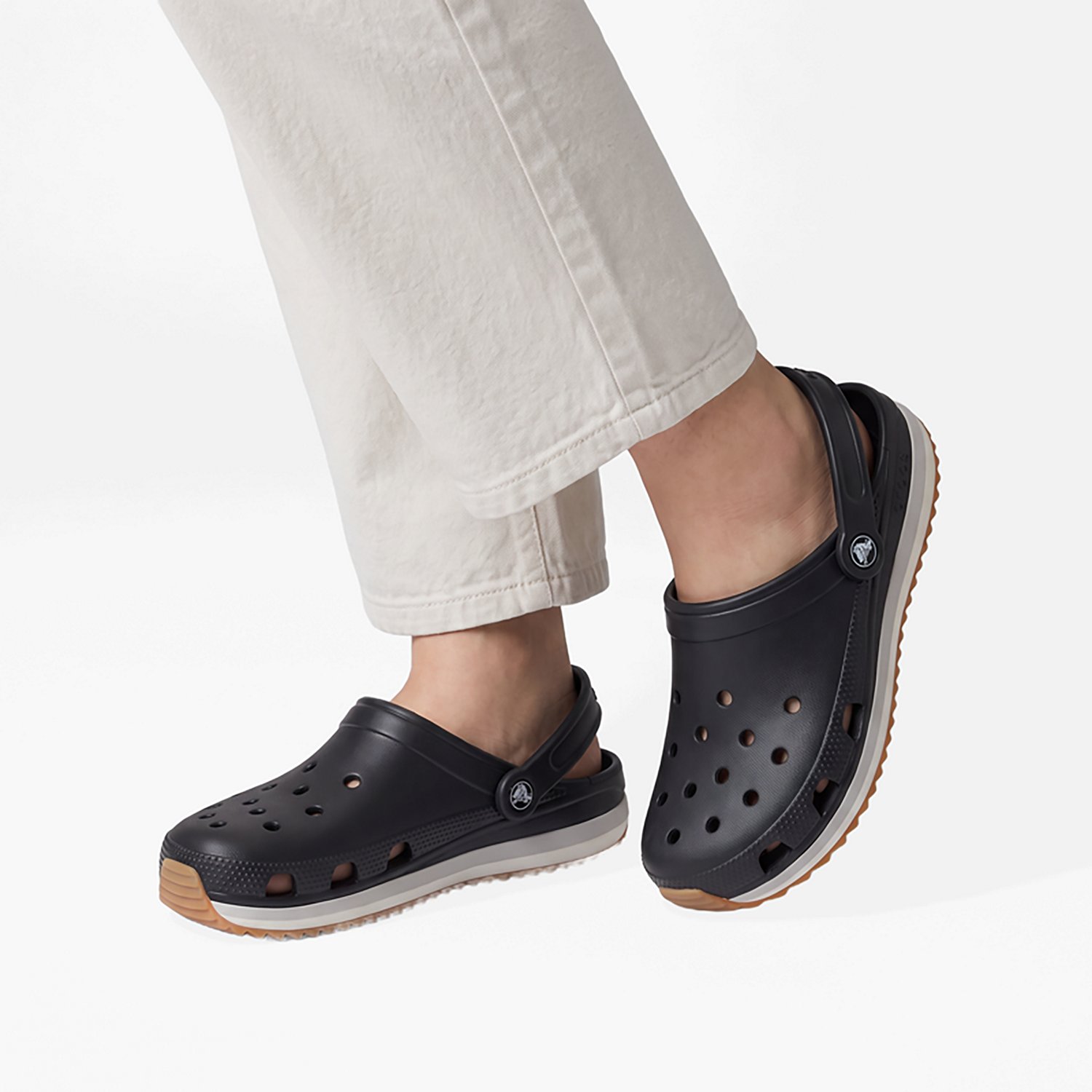 Crocs Adults’ Crocband Runner Shoes - view number 7