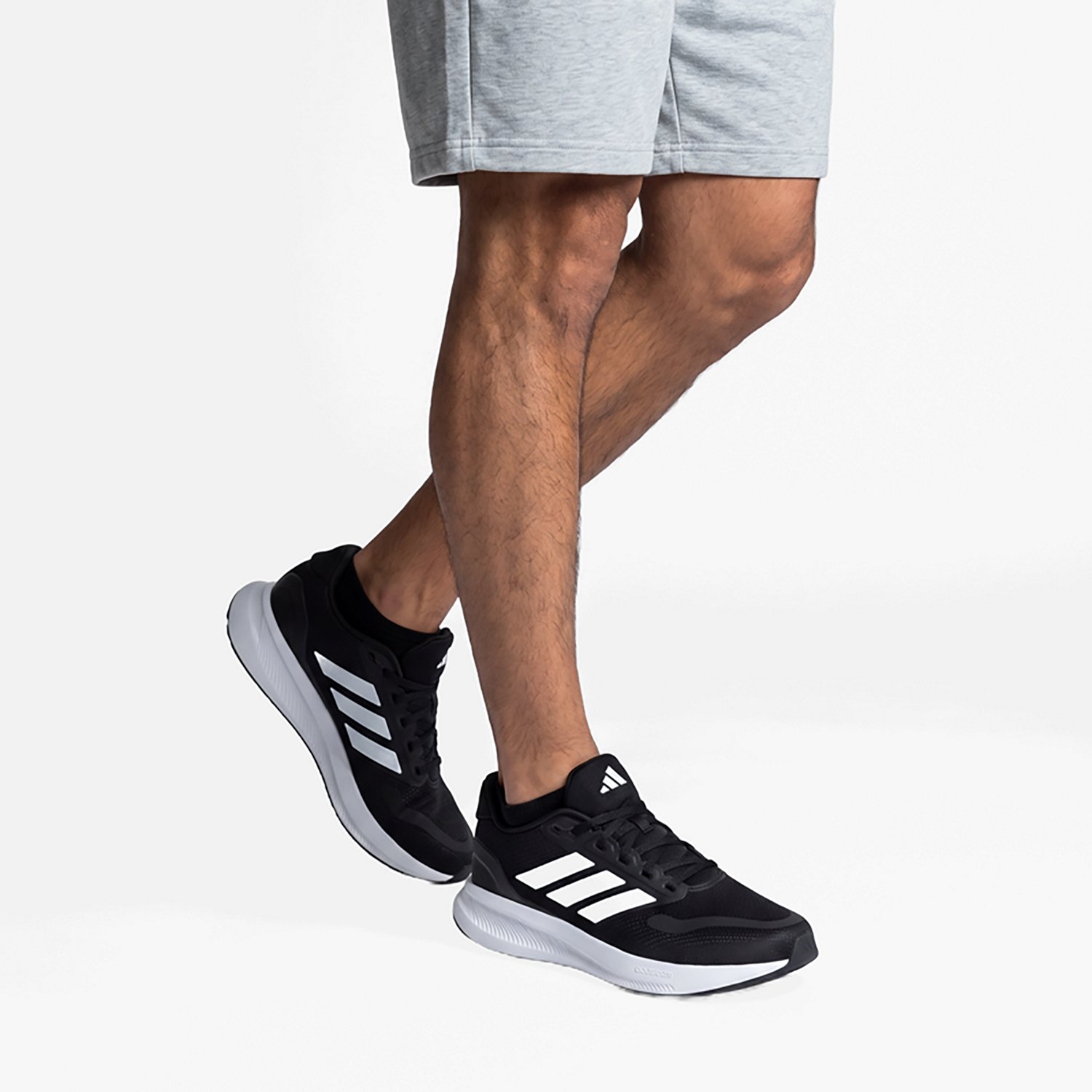 adidas Men's Wide Runfalcon 5 Running Shoes - view number 5