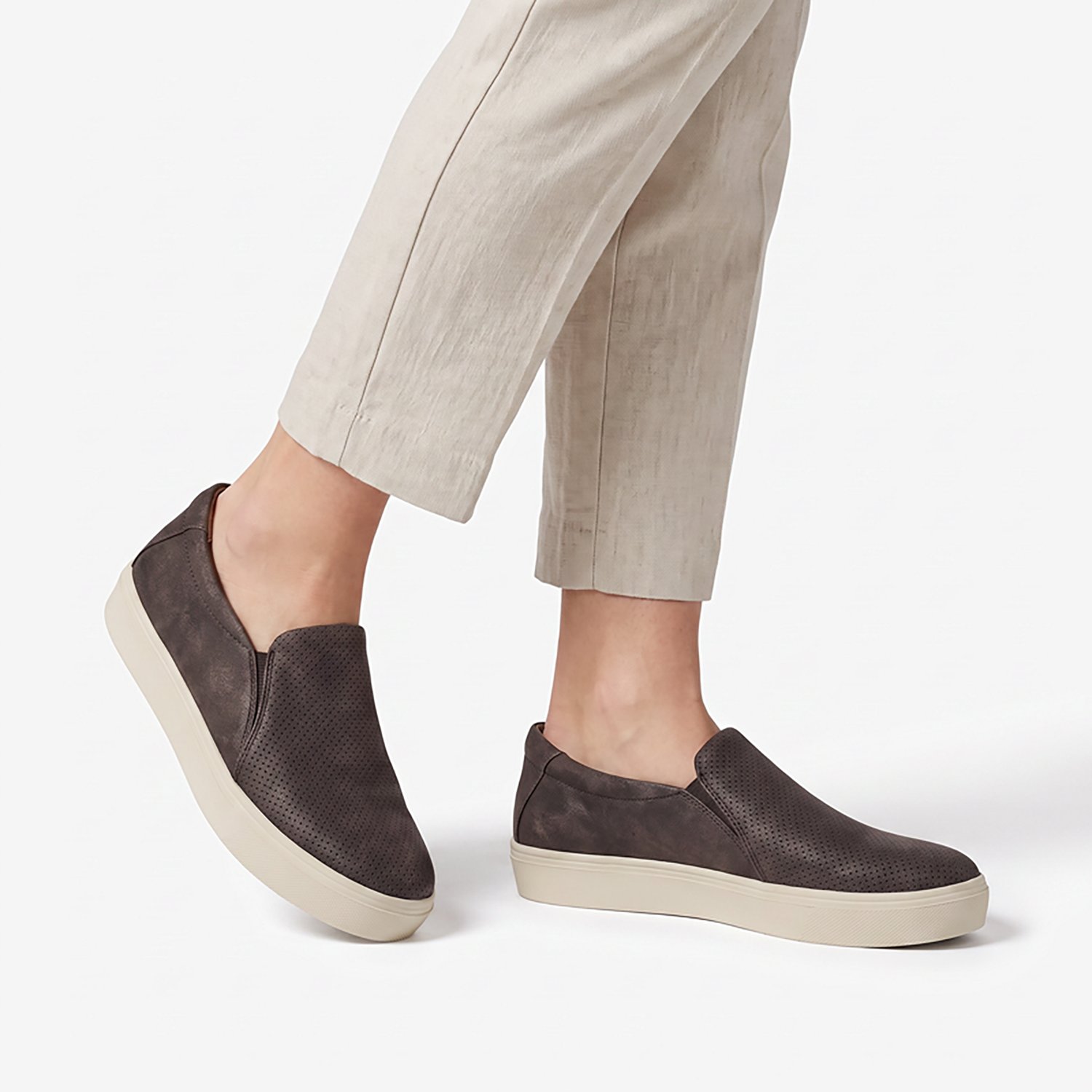 Dr. Scholl's Women's Madison Cloud Slip On Shoe - view number 8