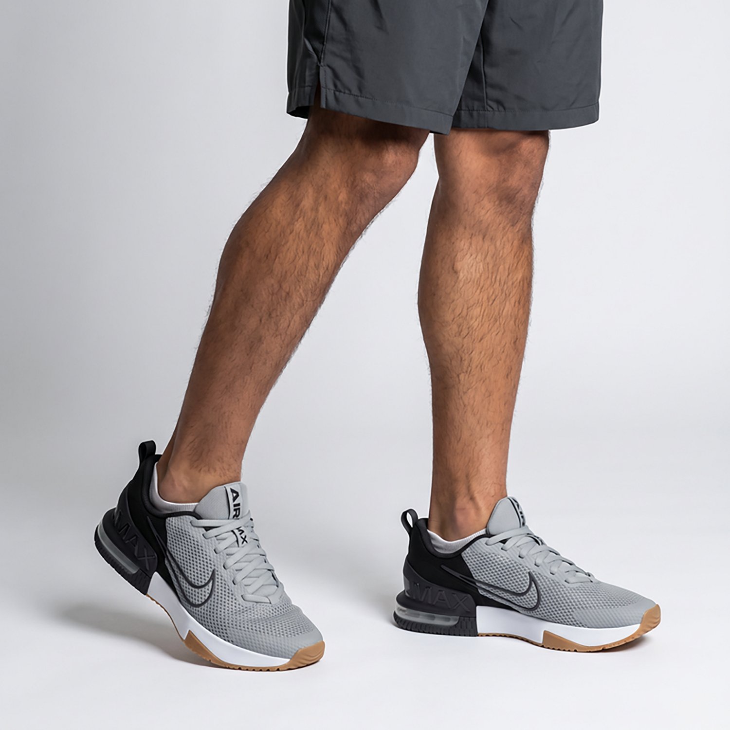 Nike Men's Air Max Alpha Trainer 6 Workout Shoes - view number 5