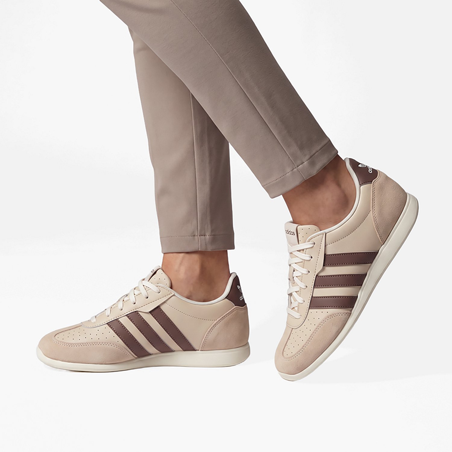 adidas Women's Barreda Lo Shoes - view number 8