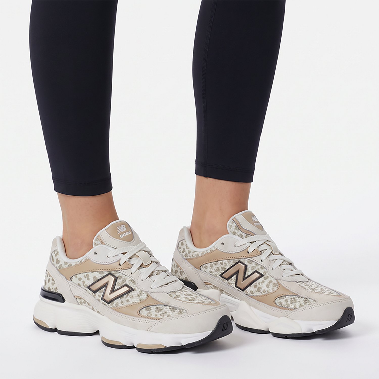 New Balance Women's 603 Shoes - view number 6