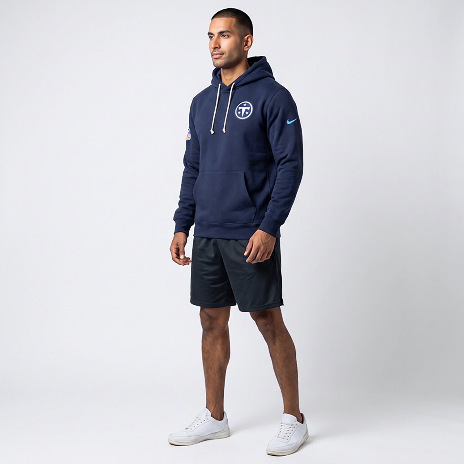 Nike Men's Tennessee Titans Rivalries Dri-FIT Sideline Hoodie - view number 2