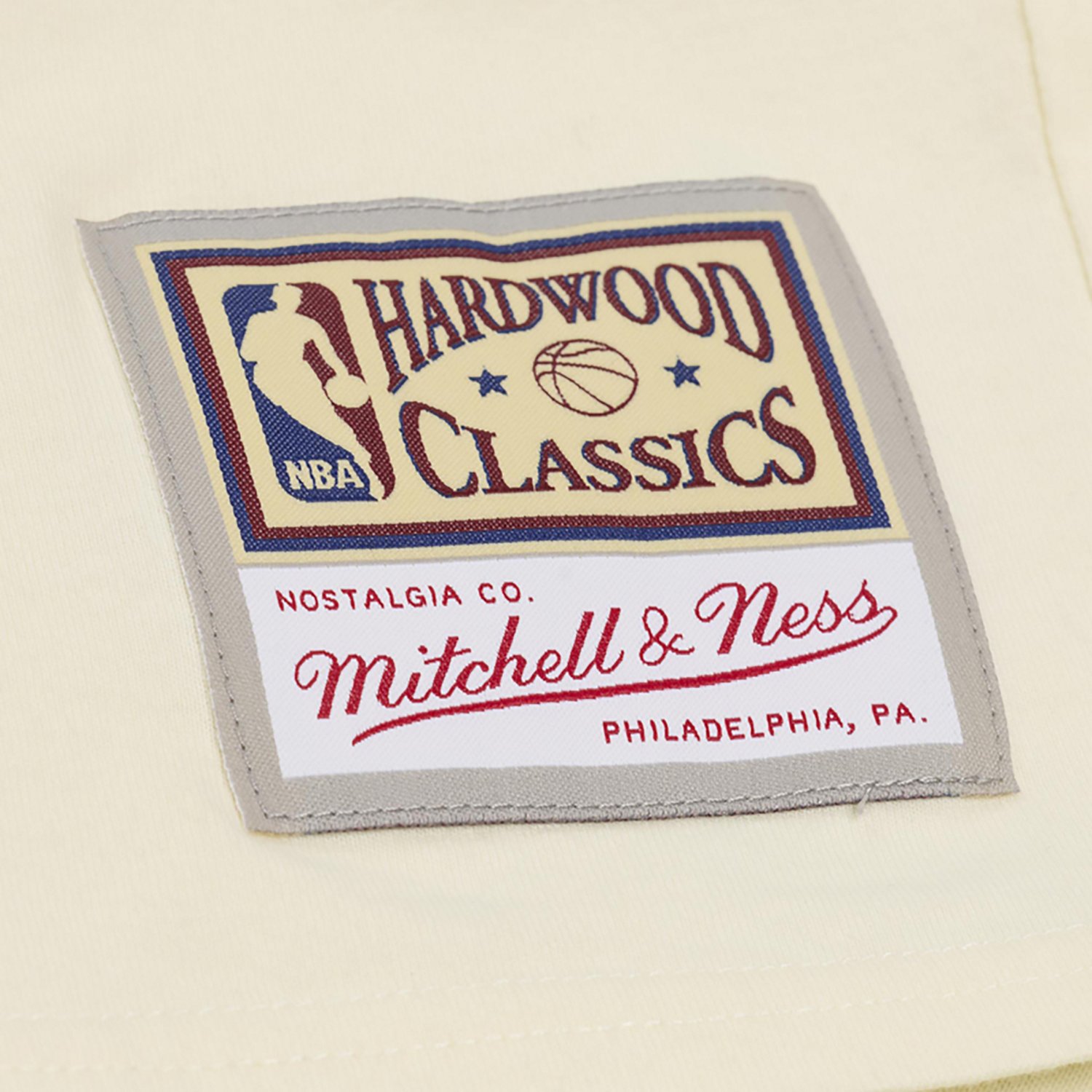Mitchell & Ness Women's Dallas Mavericks Heritage Hues Graphic T-shirt - view number 5