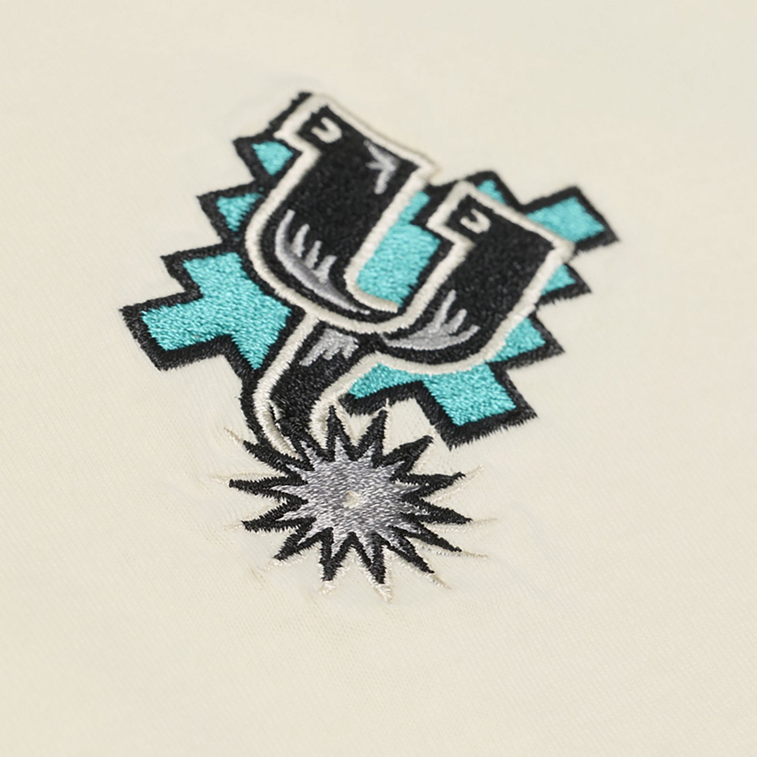 Mitchell & Ness Men's San Antonio Spurs Heritage Hues Oversized Graphic T-shirt - view number 5