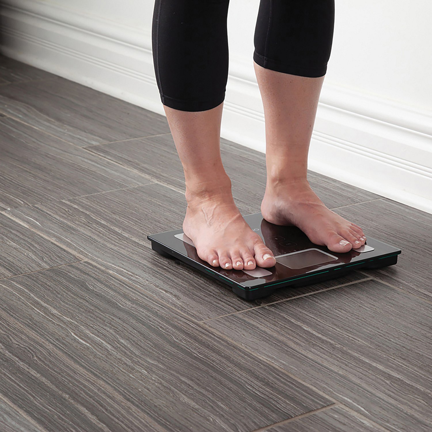 Omron 330 lb. Capacity Body Composition Scale - view number 6