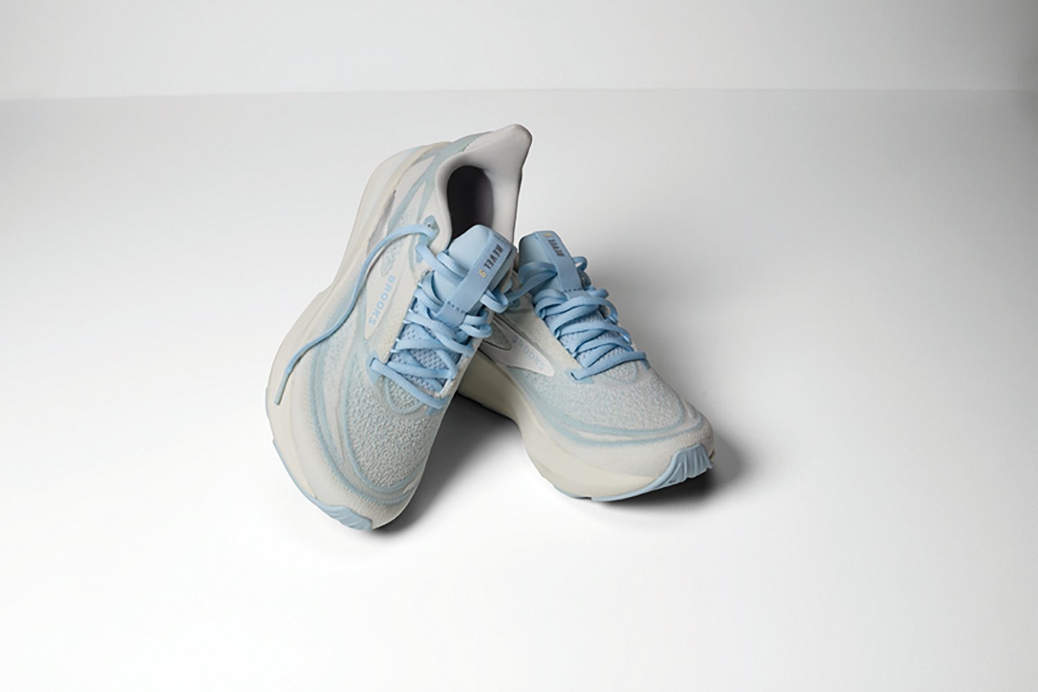 Brooks Women's Revel 9 Running Shoe - view number 8
