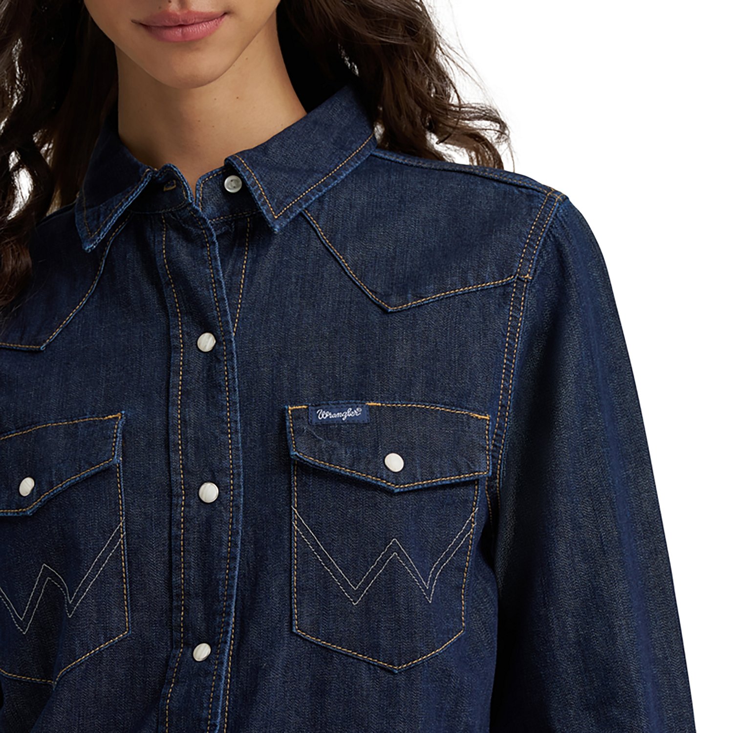Wrangler Women's Vintage Fit Western Snap Denim Long Sleeve Top