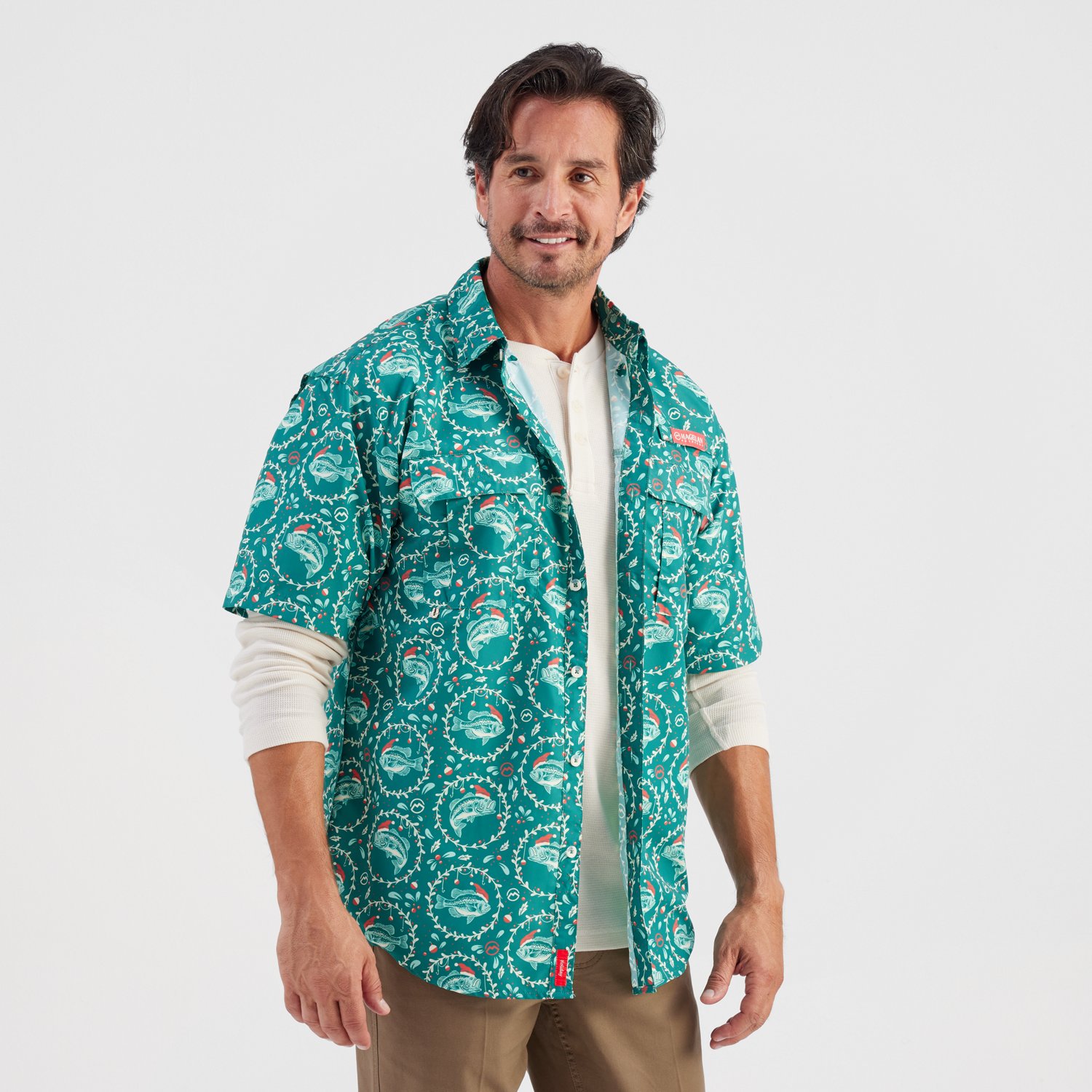 Magellan Outdoors Men's Laguna Madre Merry Fishmas Short Sleeve Fishing Shirt