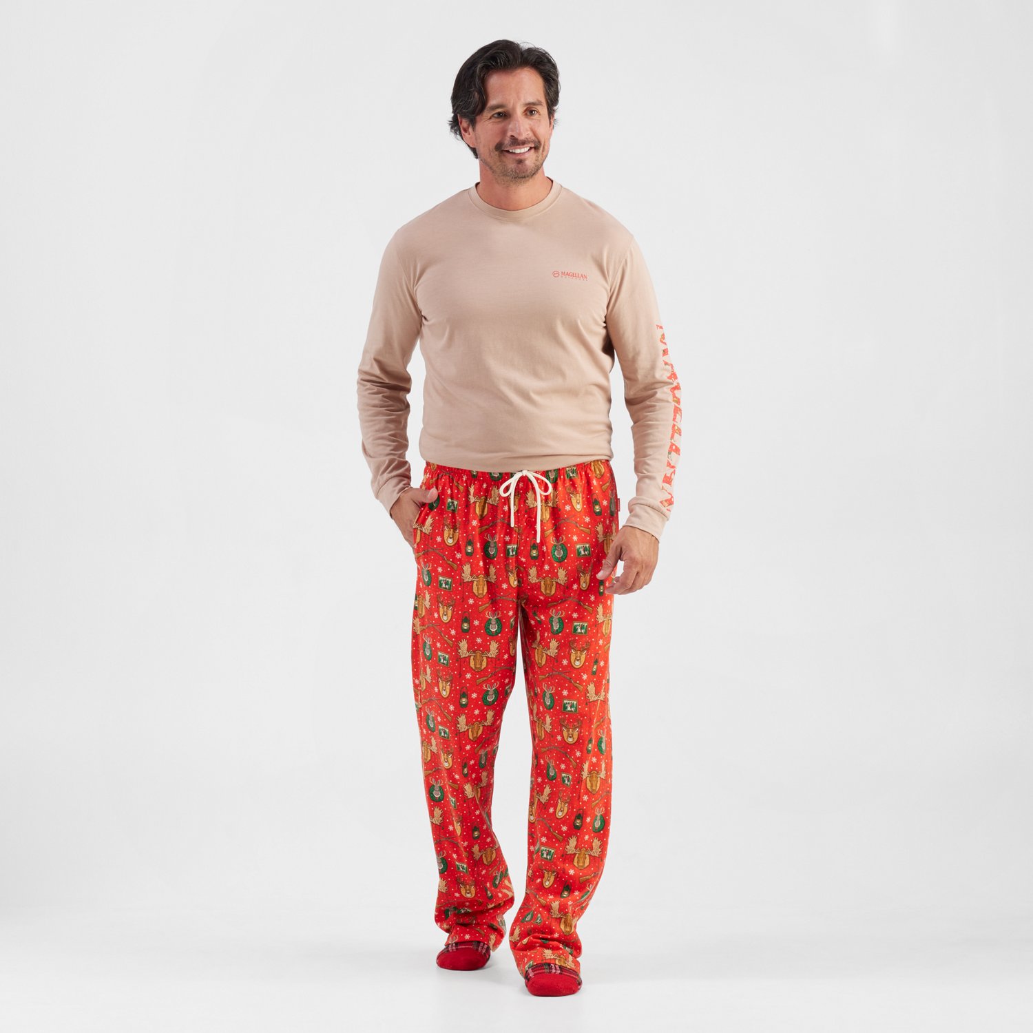 Magellan Outdoors Holiday Hunting Wall Lounge Pants - view number 2