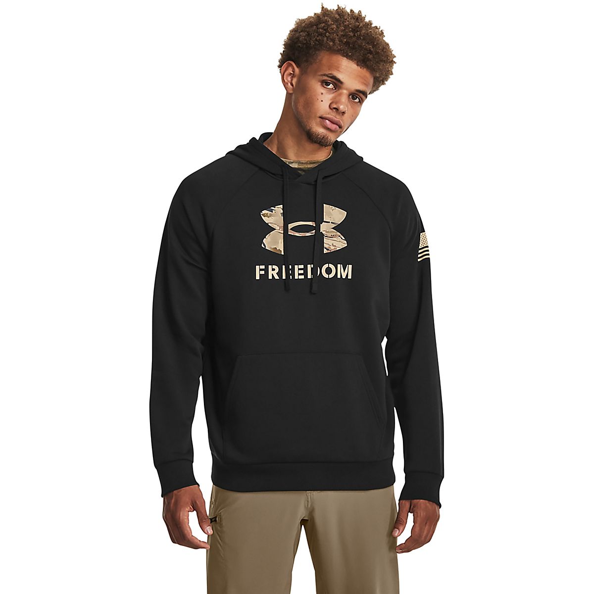 Under Armour Mens New Freedom Flag Hoodie : : Clothing, Shoes &  Accessories