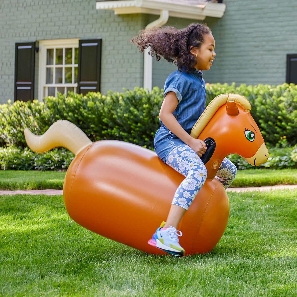 hearthsong Inflatable RideOn Hop 'n Go Horse Academy