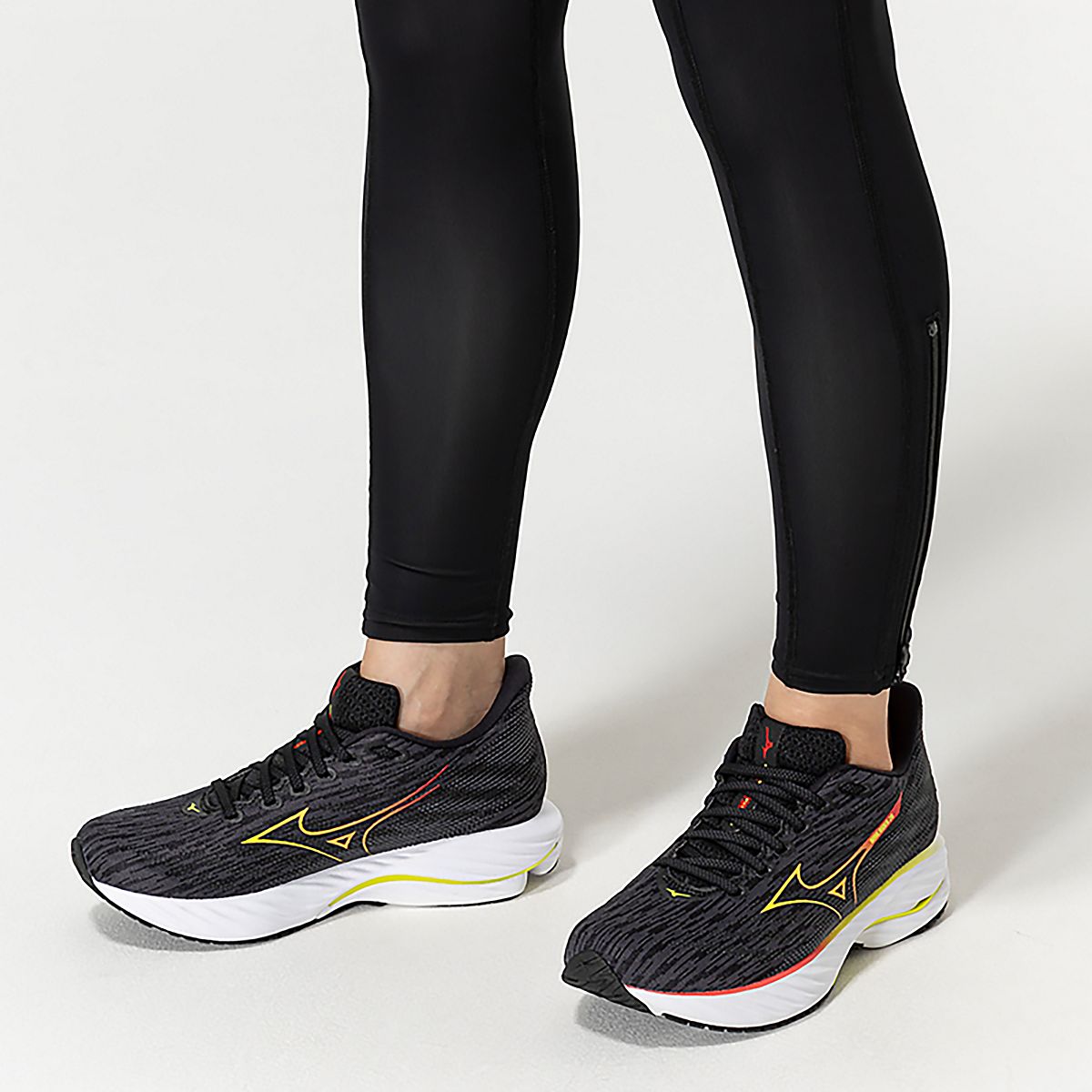 Mizuno Womens Wave Rider 28 Sneakers