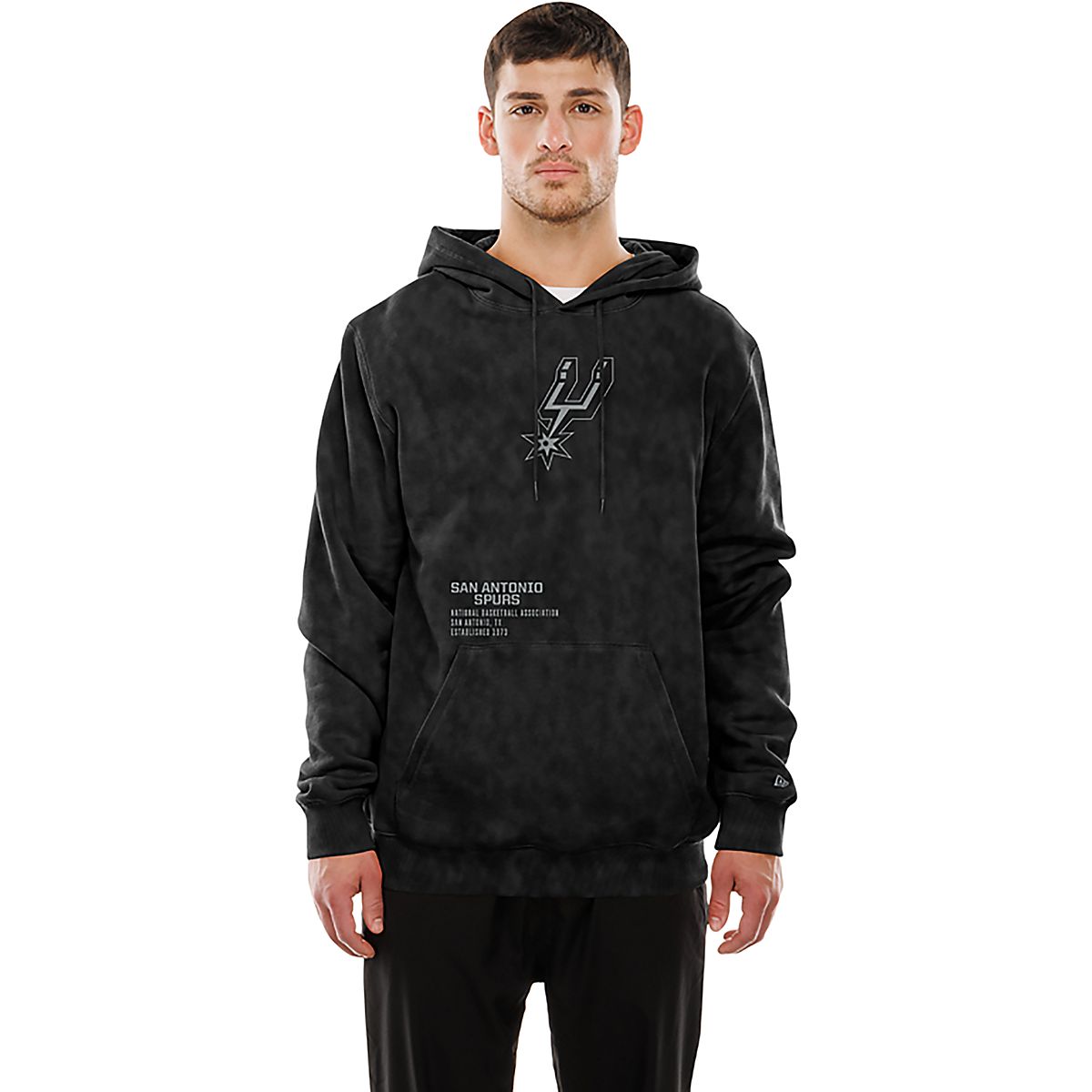 New Era Men's San Antonio Spurs Black Enzyme Washed Long Sleeve