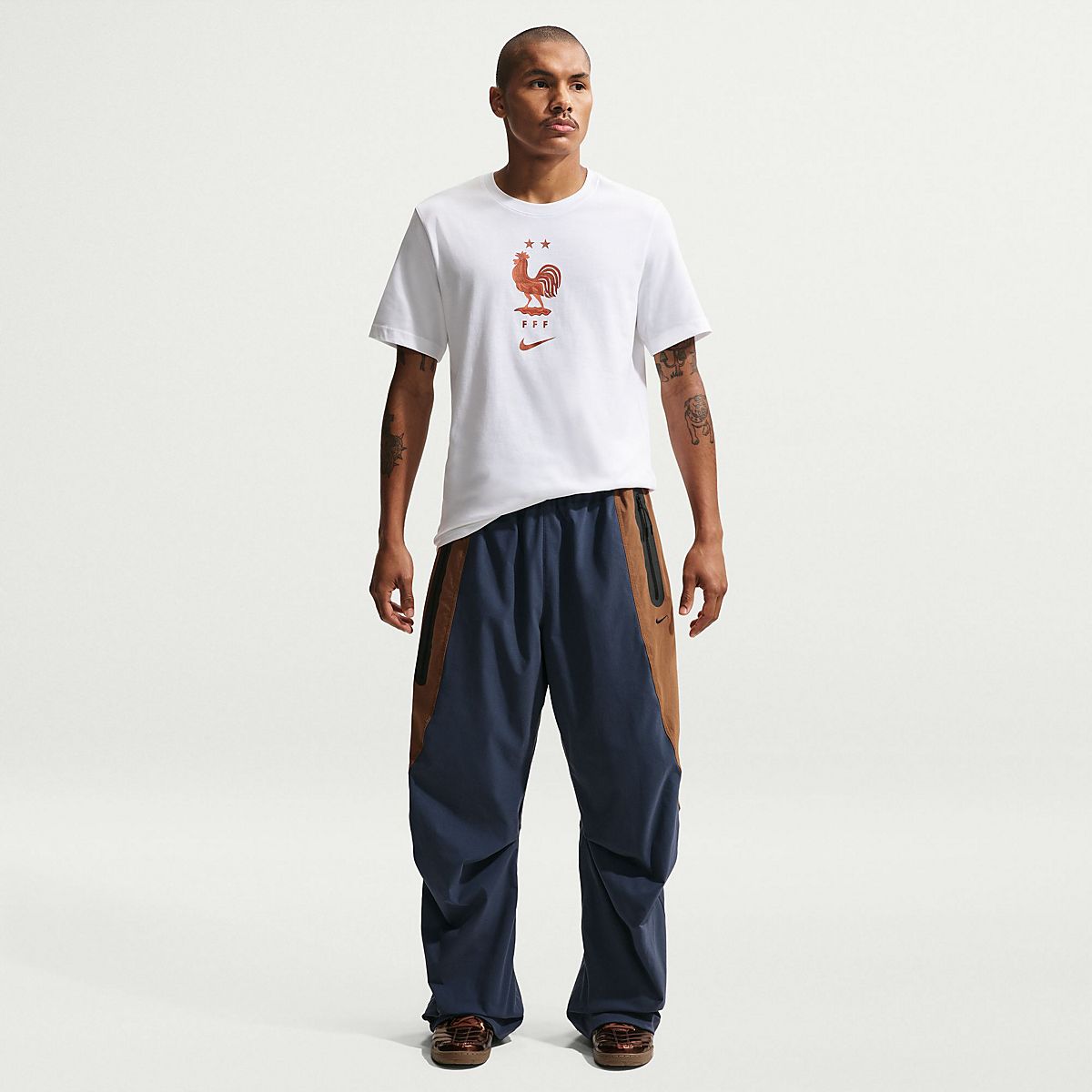 Nike Men's France World Cup 2026 Crest T-Shirt | Academy