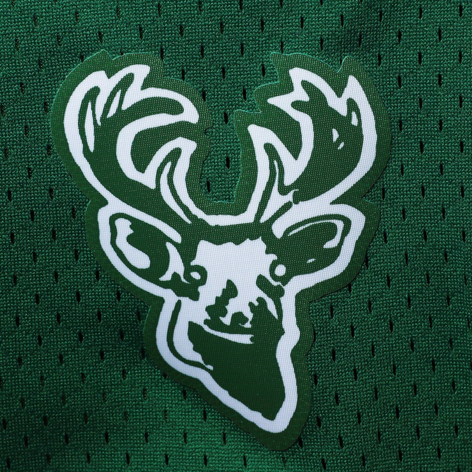 milwaukee bucks shorts mitchell and ness